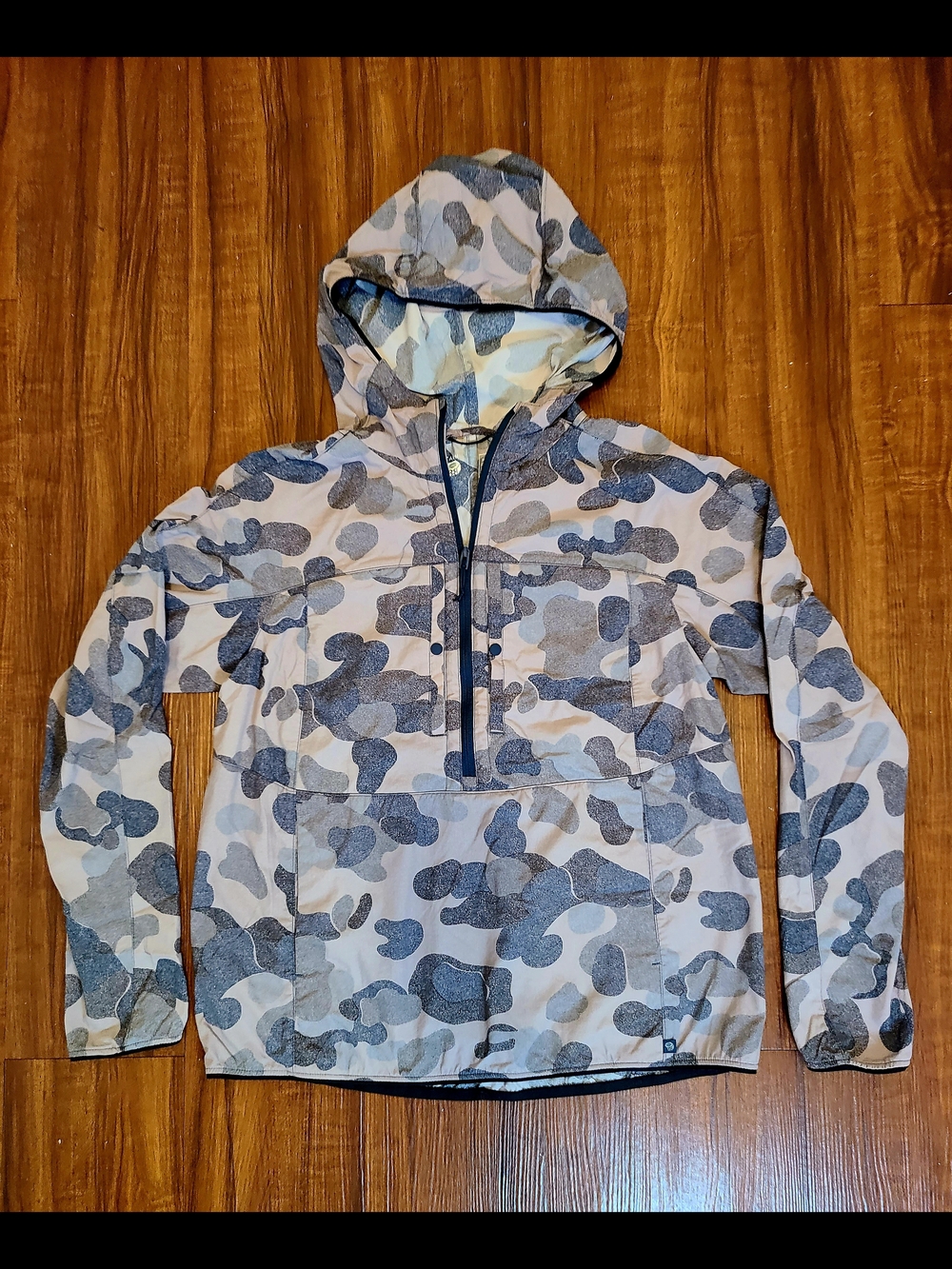 Mountain Hardwear Camo Hooded Pullover Jacket in Gray and Purple